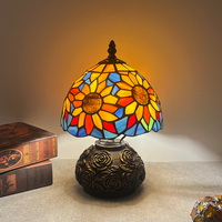 Lámpara de Mesa Tiffany con Cristal Tintado, Diseño de Girasol, USB, Regulable, Base con Relieve de Rosas, Estilo Vintage, Decoración para Mesa de Noche