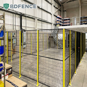Diseño Industrial Valla <span class=keywords><strong>de</strong></span> malla <span class=keywords><strong>de</strong></span> alambre <span class=keywords><strong>de</strong></span> hierro Protección <span class=keywords><strong>de</strong></span> seguridad para maquinaria robótica Puerta <span class=keywords><strong>DE</strong></span> SEGURIDAD recubierta <span class=keywords><strong>de</strong></span> polvo <span class=keywords><strong>Enrejado</strong></span> Naturaleza - Product Image 3