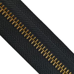 <span class=keywords><strong>YKK</strong></span> 5 #<span class=keywords><strong>8</strong></span> # Bronze Puller Zipper Open-end/Two-way pour Sport Wear & Jacket - Product Image 4