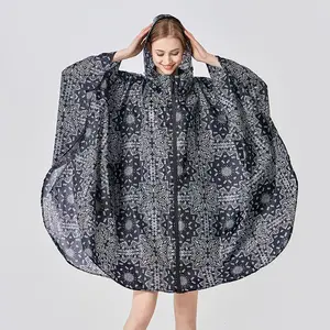 Haute qualité adulte Polyester réutilisable imperméable imperméable fermeture éclair Cape extérieur Portable équitation randonnée à capuche pluie Poncho