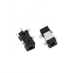 DC-011C DC-011 011C SMD 2.5-0.7 DC011C ซ็อกเก็ตไฟ DC ตัวยึด DC 5 ขา SMD DC011C - Product Image 1