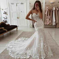 Robes de mariée sirène vintage en tulle avec appliques en dentelle, décolleté cœur et bretelles spaghetti, avec traîne