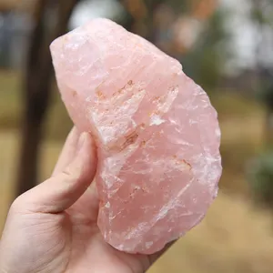 Atacado natural rough unpolished raw quartzo rosa de cristal pedra de cura