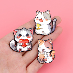 New Arrival loại khác nhau kim loại hat pins dễ thương Anime tùy chỉnh vàng mạ mềm men ve áo Pin cho quà tặng - Product Image 2