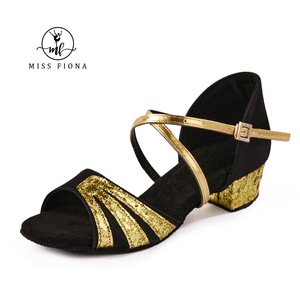 Commande en gros OEM Chaussures de <span class=keywords><strong>danse</strong></span> classiques pour filles en satin noir à paillettes dorées pour la <span class=keywords><strong>danse</strong></span> <span class=keywords><strong>latine</strong></span> salsa ballroom - Product Image 1