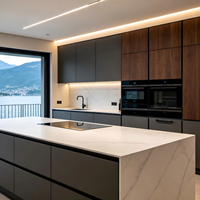 Ensemble complet d'armoires de cuisine contemporaines à finition mixte, meubles d'îlot en marbre, armoires murales, solution tout-en-un FF&E, commande en gros