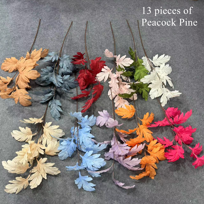 ใบใหญ่และสวยงาม 13 ใบ - ขาว/ชมพู/เขียว