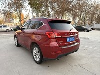 Haval H2 2015 1.5T Turbo Bekas Interior Kulit Gelap Penggerak Dua Roda Manual Merah SUV Mewah