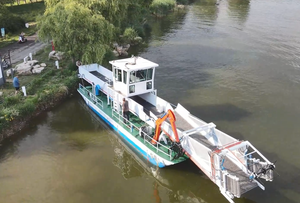Bateau <span class=keywords><strong>de</strong></span> désherbage hydraulique robuste pour grands lacs et barrages - Product Image 3