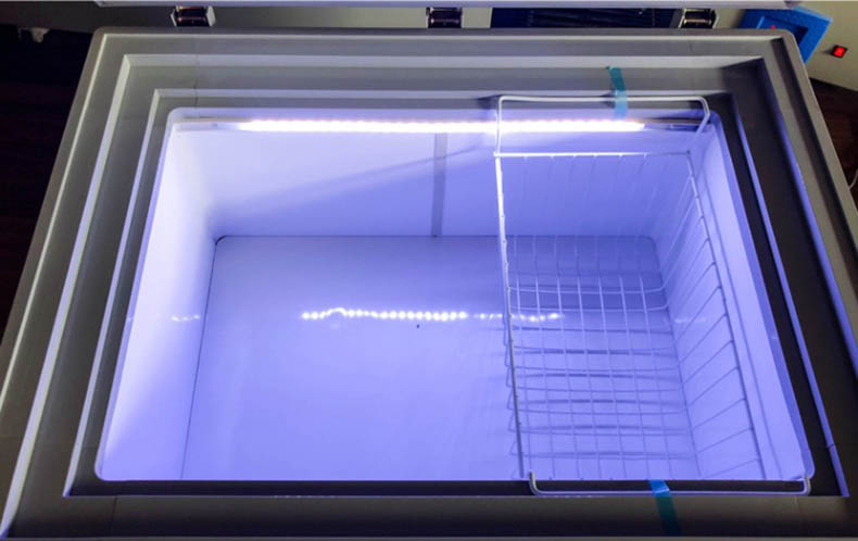 minus 45 degree C low temperature freezer 108 liters used for display for ice cream and deep seafood at supermarkets