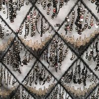 Prix usine broderie maille suspendu perle pièce dentelle Sequin tissu gland frange pour jupe de plage des femmes