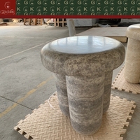 Table d'appoint ronde en travertin gris argenté GOLDKING pour salon, canapé, meubles en pierre sur mesure, décoration de luxe pour la maison