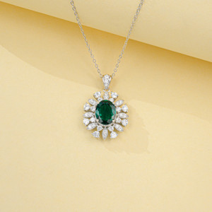 Collier en argent sterling 925 avec émeraude créée en laboratoire, style P1065 - Product Image 2