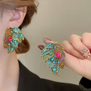 Set berlian antik jarum perak anting-anting kancing modis grosir desain kepribadian Retro berlebihan daun elips untuk wanita