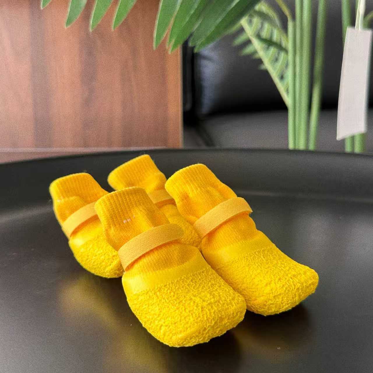 Jaune