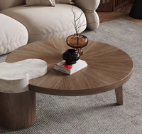 Table basse simple en noyer avec plateau circulaire en verre, style italien créatif pour salon