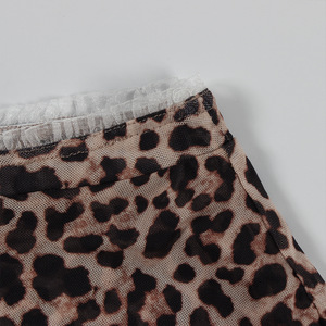 Nouvelle tenue sexy en maille à imprimé léopard à manches courtes et jupe peplum pour femmes, tendance - Product Image 5