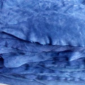 Cuir de daim de vache véritable de 1.4mm d'épaisseur de couleur unie pour la fabrication de bottes/sacs pour meubles décoratifs canapé vêtement utilisation football - Product Image 1