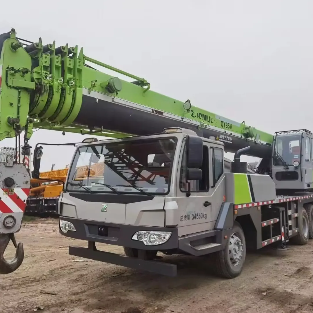 Rechter En Linker Hand Zoomlion Ztc 300V 30T Mobiele Kraan Boom Truck Kraan Met Lange Hefhoogte