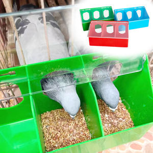 ZB 3 trous extérieur suspendu Cage accessoires Pigeon mangeoire à oiseaux buveur en gros mangeoire à oiseaux en plastique à vendre - Product Image 1