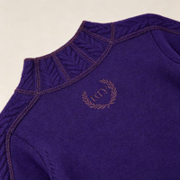 Ensemble deux pièces décontracté OEM ODM pour femme : pull ample à manches longues avec logo brodé et jupe tricotée – Tenues de haute qualité