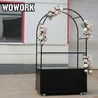Centre de table parfait pour fête, nouveau modèle 2026, en métal blanc, chariot à collations ou à bonbons, toile de fond pour décoration de mariage ou d'anniversaire