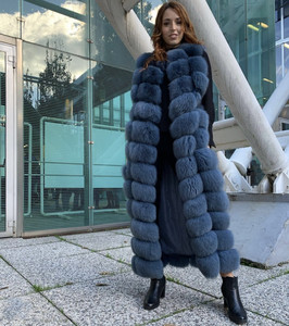 Оптовая продажа, зимняя однобортная куртка на заказ, пушистая Повседневная модная женская длинная Роскошная куртка с мехом лисы, жилет - Product Image 1