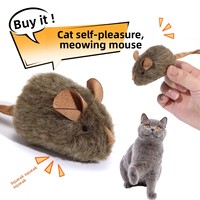Jouet pour chat en peluche réaliste en forme de souris vibrante avec queue mobile, jouet interactif pour chaton