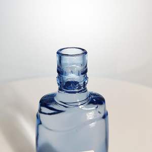 Botella de Vidrio Super Flint Única de 700 ml con Tapa para Bar y Fiestas, Mercados Europeo y Americano, Gran Venta - Product Image 2