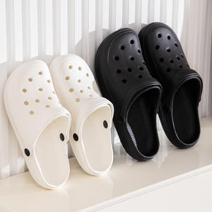 Sabots unisexes sabots sandales femmes chaussures de jardin injectées <span class=keywords><strong>à</strong></span> bride arrière chaussures sabots EVA respirantes pour adultes - Product Image 5