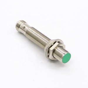 Capteur de proximité longue portée M12 TRDC12-4DN avec connecteur M12 - Product Image 4