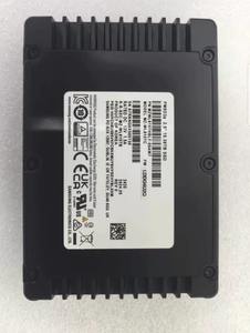 Unidad de estado sólido HORNG SHING MZWL615THBLF-00AW7 15.36T PM9D3a U.2 PCIe 5.0 NVMe SSD empresarial de 2.5 pulgadas - Product Image 3