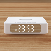 Jam Alarm Digital LED cerdas, Jam Alarm Digital cerdas LED dengan pengisi daya nirkabel, waktu termometer untuk kamar tidur, rapat, pekerjaan rumah perjalanan