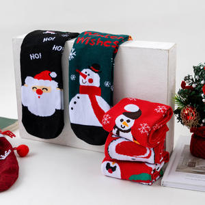Pour <span class=keywords><strong>Amazon</strong></span> Hot-Selling Femmes Mi-mollet Père Noël Bonhomme de neige Renne Chaussettes rouges pour Noël Commerce transfrontalier Tricoté Équipage - Product Image 3