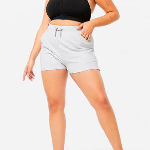 Shorts en tricot pour femmes, tendance et élégants, coupe stylée, tissu respirant, séchage rapide, écologiques, pour la salle de sport, la rue, l'été, les occasions sociales - Product Image 1