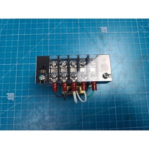 Subbase para Monitor de Llama Yamatake 81406725-003, Usada, Piezas de Equipos Semiconductores Legacy - Product Image 4