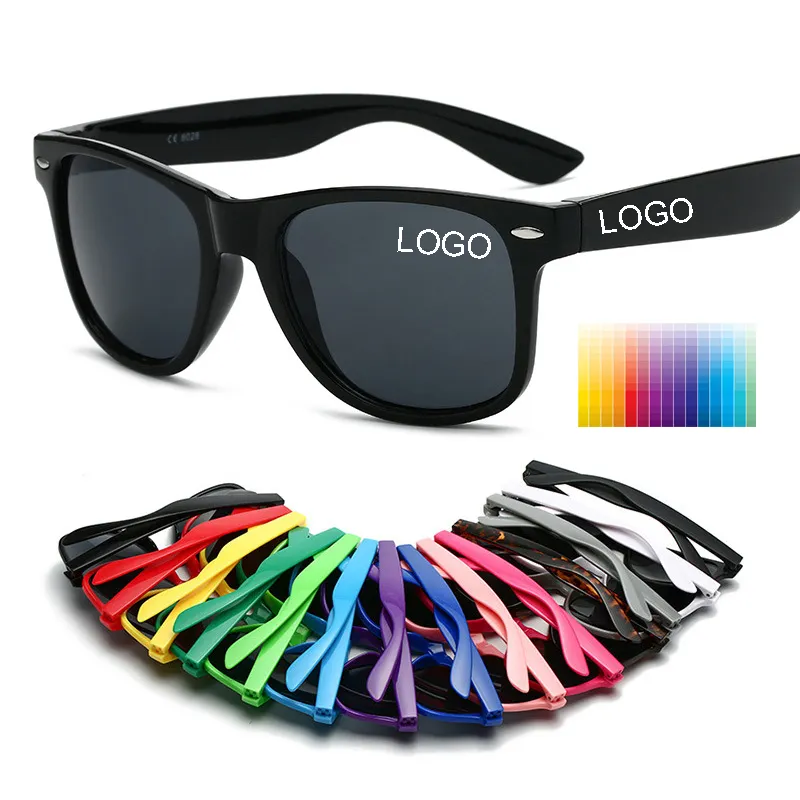 Vente en gros de lunettes de soleil personnalisées avec logo personnalisé pour hommes pour femmes Lunettes de soleil promotionnelles en plastique avec logo personnalisé