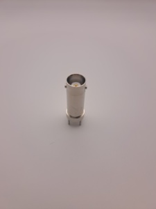 ขั้วต่อโคแอกเชียลแบบ BNC ชนิด 50/75 โอห์ม สำหรับติดตั้งบนแผงวงจรพิมพ์ (PCB) แบบขอบ (Edge Mount) สำหรับการเชื่อมต่อระหว่างโมดูล (RF) - Product Image 3