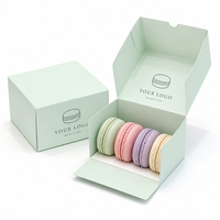 Boîte en carton blanc écologique avec logo personnalisé imprimé pour l'emballage de macarons, desserts et pâtisseries