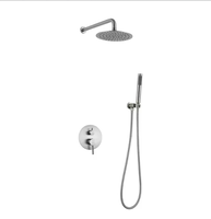 Ensemble de douche Système de douche dissimulé Cascade de pluie Ensemble de robinet de douche encastré pour salle de bain avec bec de baignoire