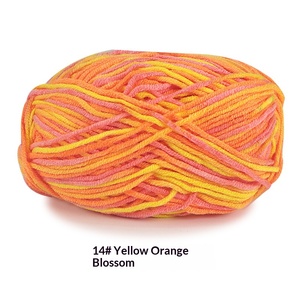 Hilo Acrílico de Cinco Hebras con Degradado de Color, Hilo Mezclado Hilado en Anillo de Grosor Medio para Tejer Muñecas y Zapatos a Mano - Product Image 6