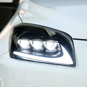 Kit de conversion de lentilles de phares LED TYPY pour Toyota RAV4 2009-2012 avec feux de jour et clignotants séquentiels - Product Image 5
