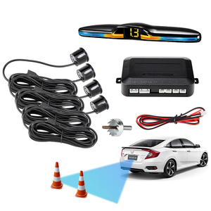 Kit de système de radar de stationnement à 4 capteurs avec affichage LED et alarme sonore, universel pour tous les véhicules - Product Image 1
