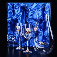 Ensemble de carafes à vin vintage, boîte, verre à vin transparent raffiné, gobelet fait à la main, émail peint, fleur, luxe, fête, mariage, verres, 5 pièces