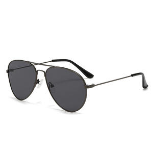 Nuevas gafas de sol con lentes curvadas inversas para hombre, montura metálica, protección UV400, tipo 3, lentes de PC de marco completo, YC3025 B8 - Product Image 2