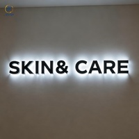 Letrero Luminoso LED Resistente con Retroiluminación, Letrero Exterior Personalizado para Negocios, Logotipo 3D LED para Interiores, Letrero con Nombre para Cafetería