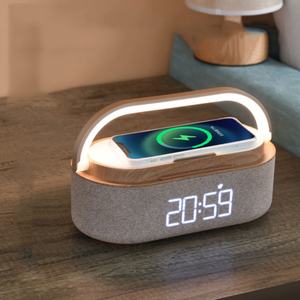 Haut-parleur sans fil multifonction avec chargeur, horloge, alarme, boombox, lumière LED, lecteur de musique stéréo 360° avec radio FM - Product Image 1