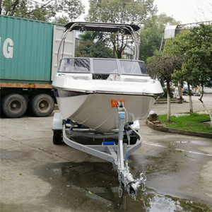 Bote Deportivo de Fibra de Vidrio de 5.8m de Eslora para Uso Comercial, Reventa o Uso Familiar - Product Image 5
