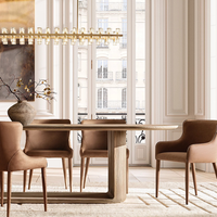 Chaise de salle à manger de luxe avec pieds en acier soudé robustes et revêtement en cuir incliné pour mobilier de salle à manger résidentiel