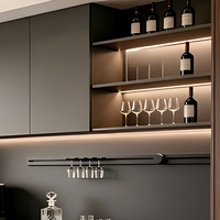 Buffet mural intégré moderne avec étagères LED, grand meuble de rangement pour projets de villas de luxe